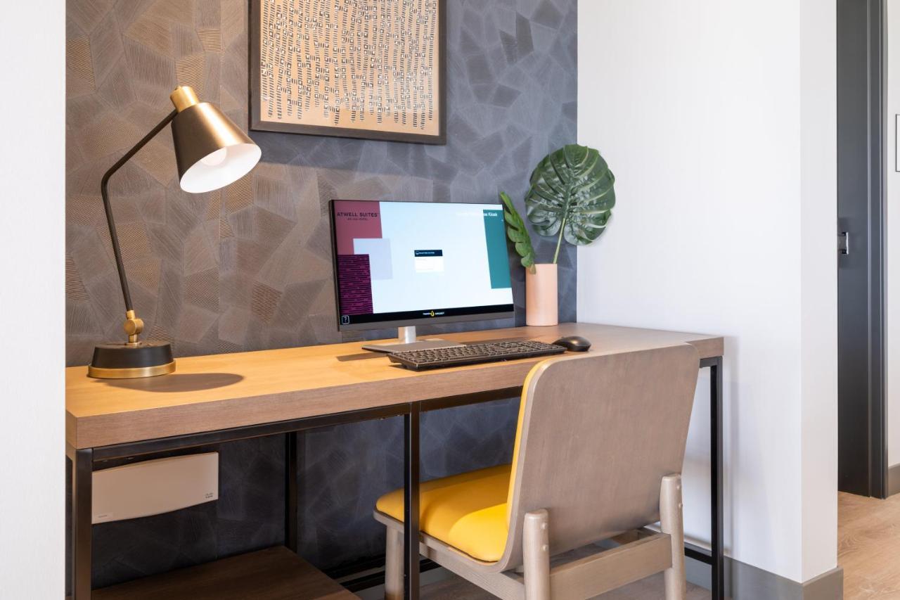 Atwell Suites - Denver Airport Tower Road By Ihg Esterno foto